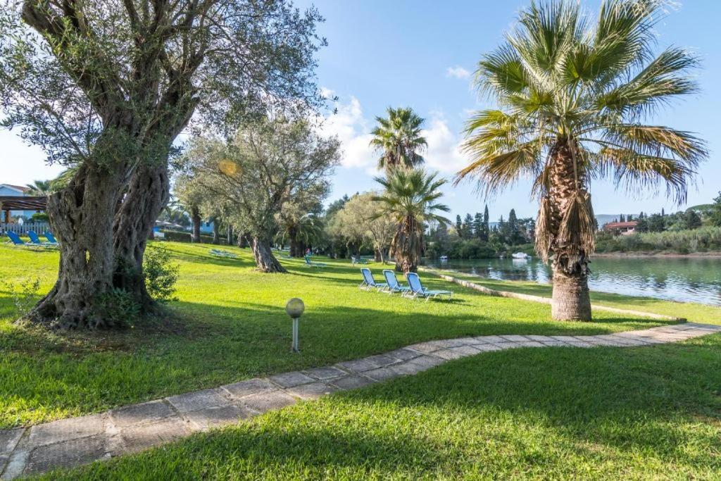 Palm Tree Corfu Apt. Δανίλια Εξωτερικό φωτογραφία